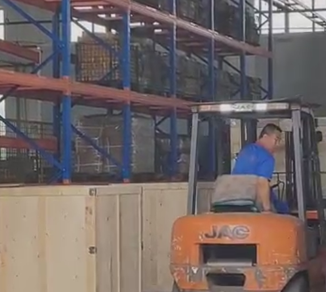 2023年8月5日，阜新泰尔液压有限公司近百万出口订单成功交付。